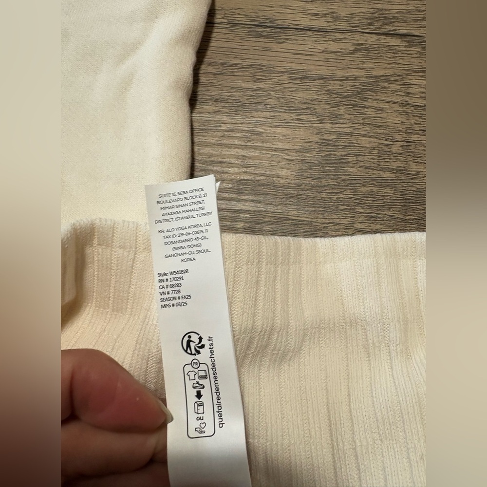 Alo Serenity Wide Leg Sweatpant | size M | color ivory - Picture 7 of 9